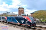 AMTK 340 & 325 lead Empire Builder 7 past City Lights